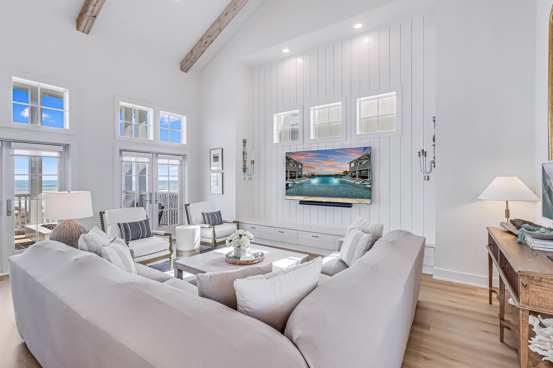 3rd Floor, Main Living Area