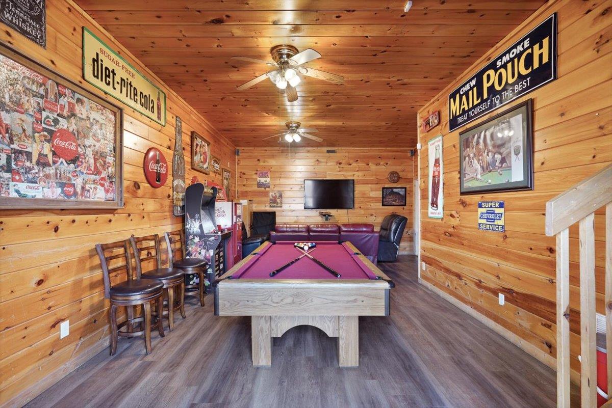 43Recreation Room