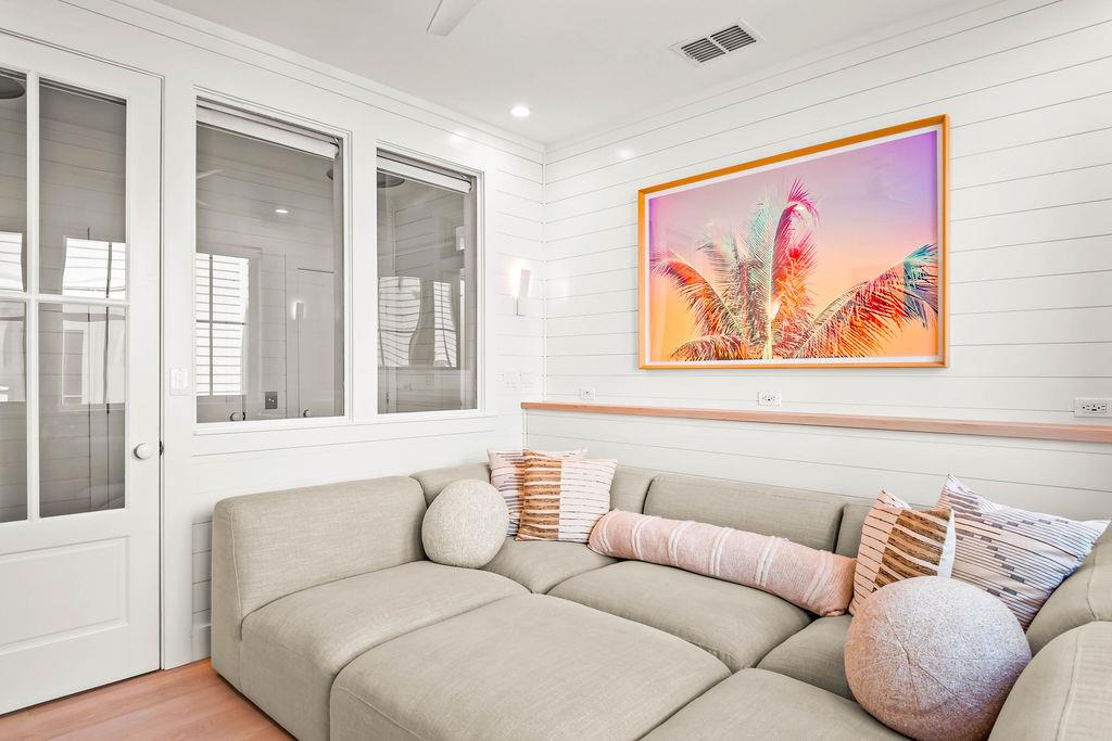 Enclosed Living Room, 1st Floor