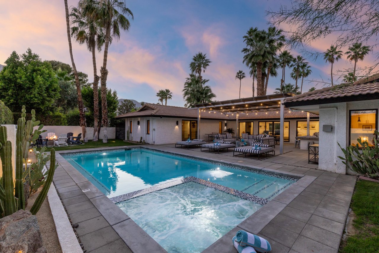 Luxury 4 bed4bath home in the Movie Colony neighborhood. Featuring a private pool, spa, outdoor firepit, and plenty of space to entertain.