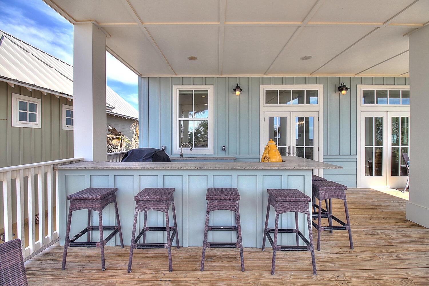 Outdoor Kitchen, 2nd Floor Balcony