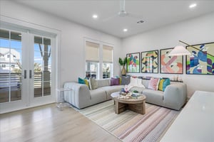 Living area, 2nd Floor