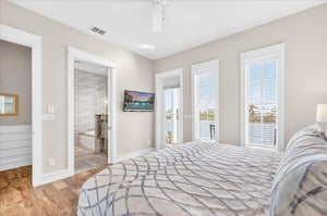 1st Floor, Primary King Bedroom