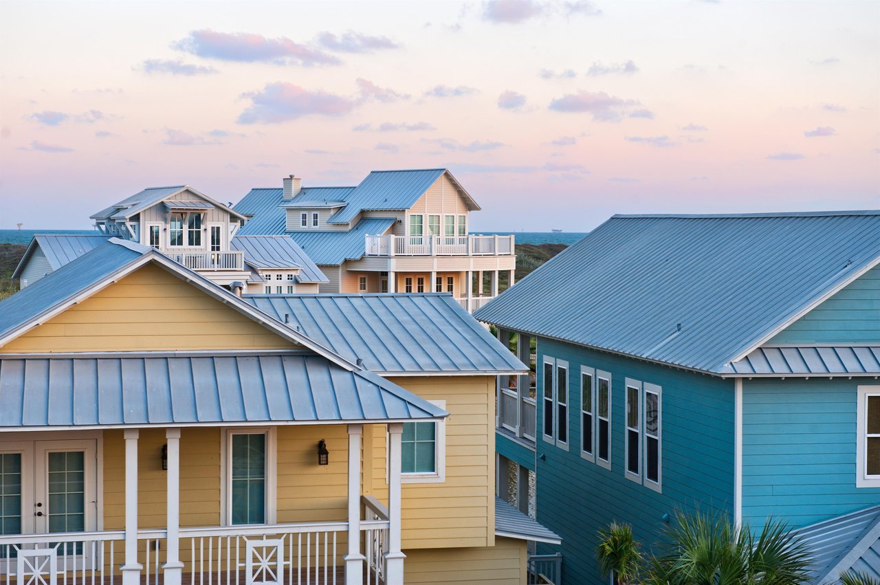 Fall at Cinnamon shore