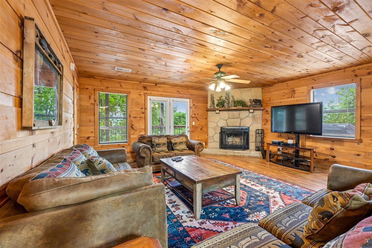 010Living Room
