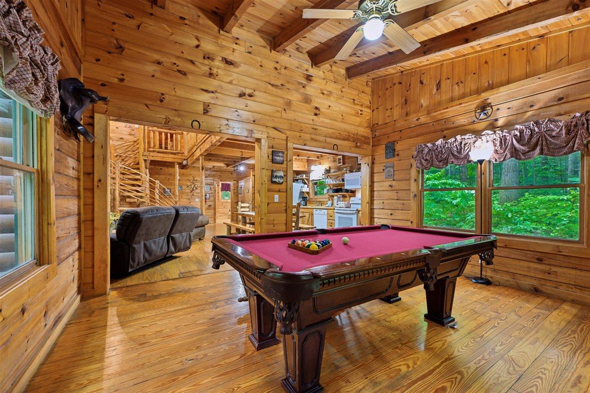 19Game Room