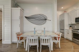 1st Floor, Dining Area