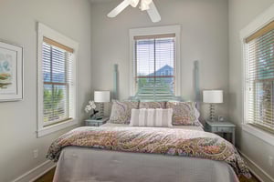 King Bedroom, 2nd Floor