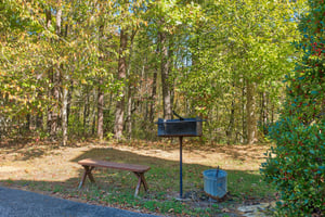 at living on love a 2 bedroom cabin rental located in pigeon forge