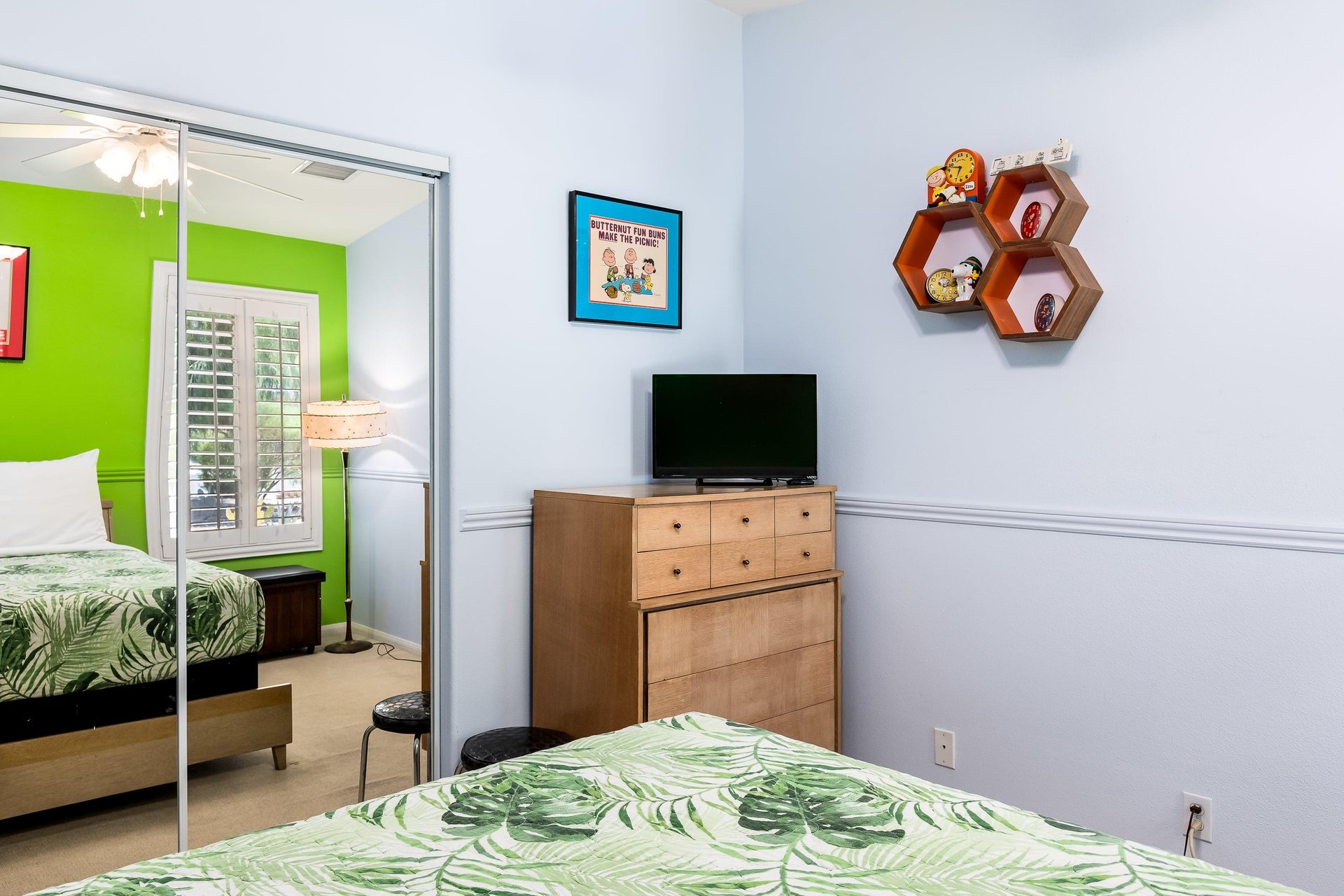 Bedroom tv