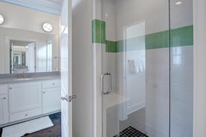 2nd Floor, Shared Bathroom
