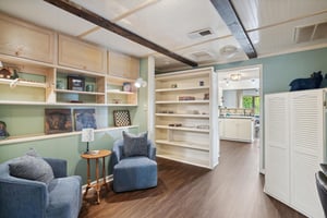 sitting area