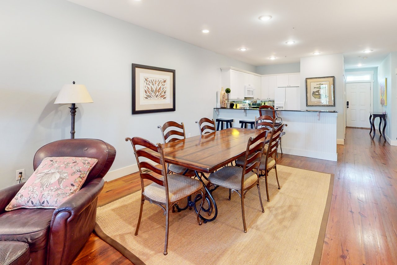 Grand Isle Getaway 205 4