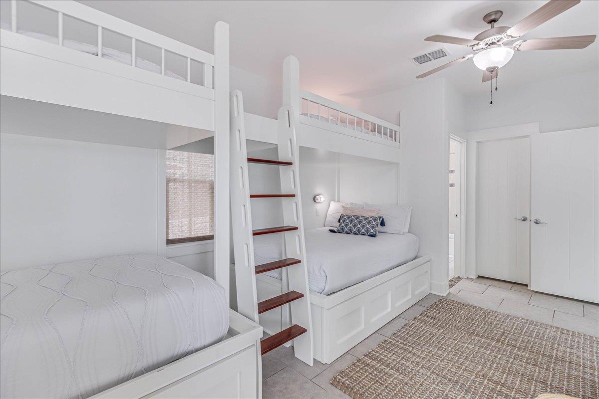 Bunk Bedroom, 1st Floor