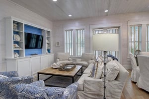 1st Floor Living Area