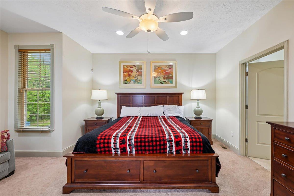 24Bedroom