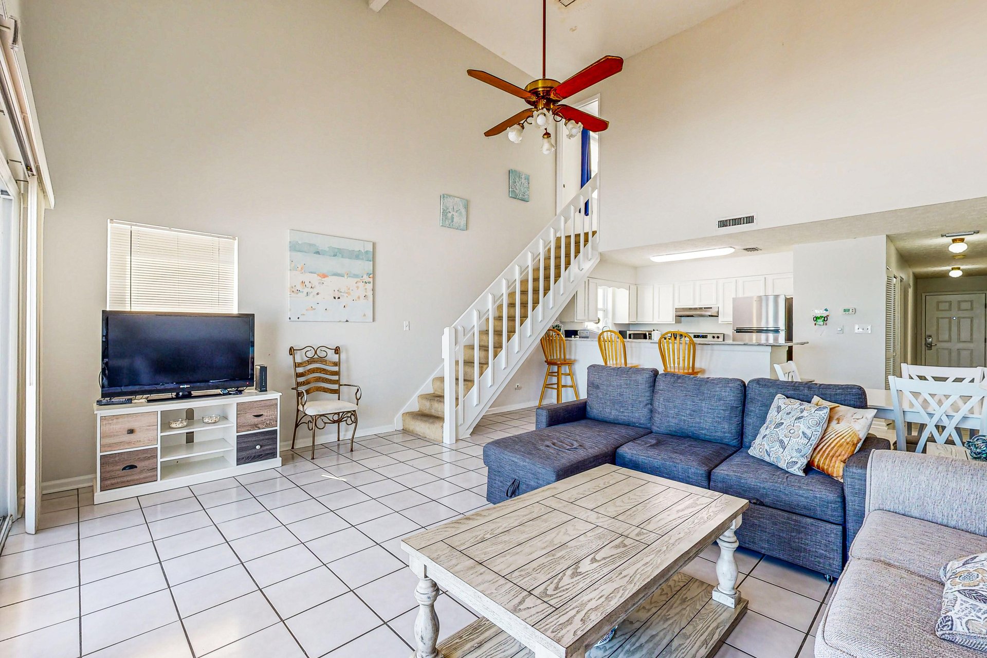 Eastern Shores 215 5