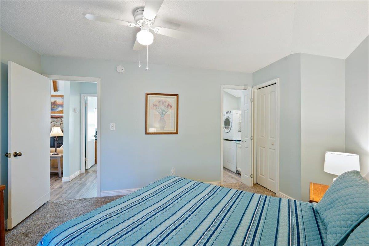 17Bedroom