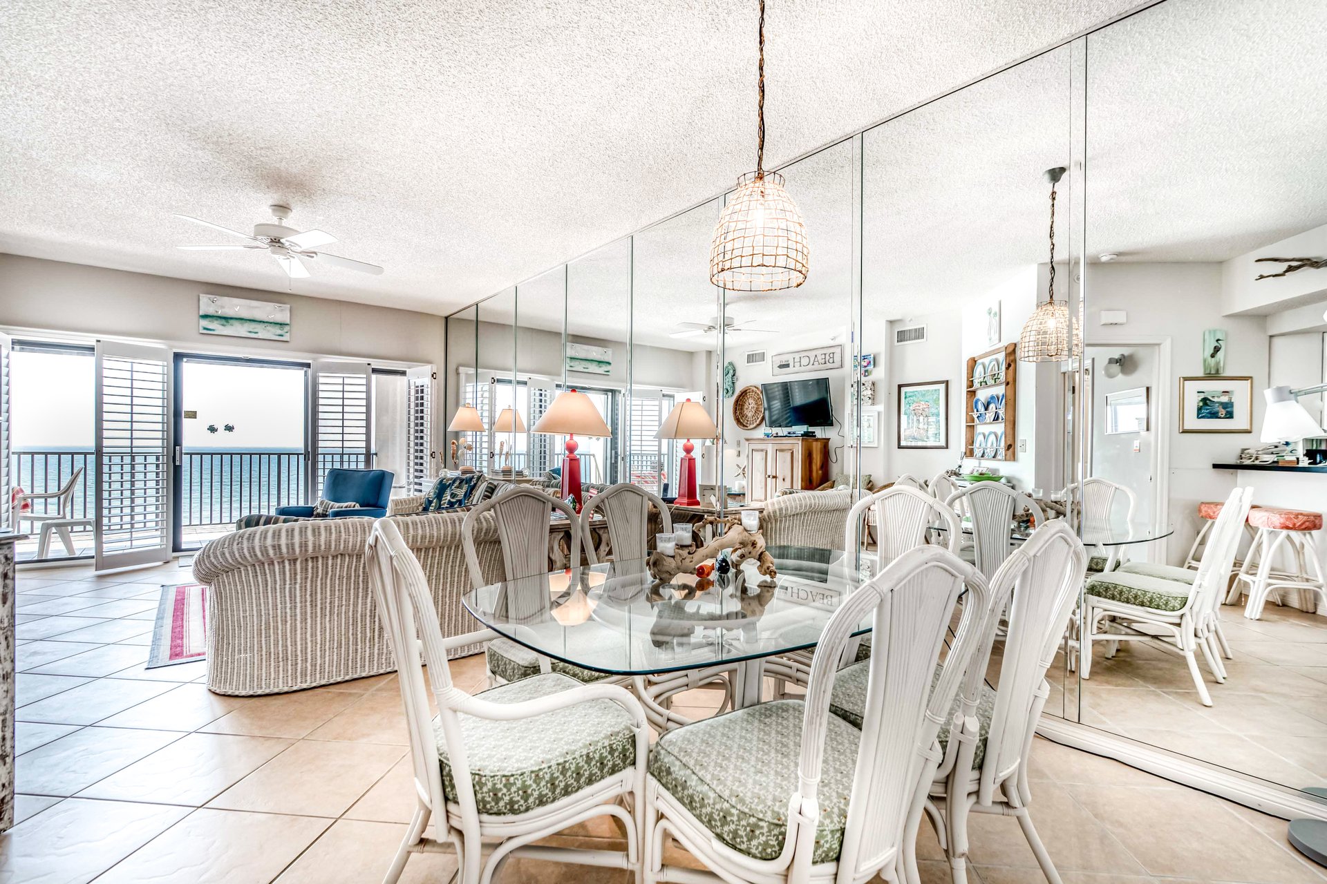 The Palms 714 7