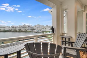 South Shore and Leisurely Lake Balcony Views, 2nd Floor