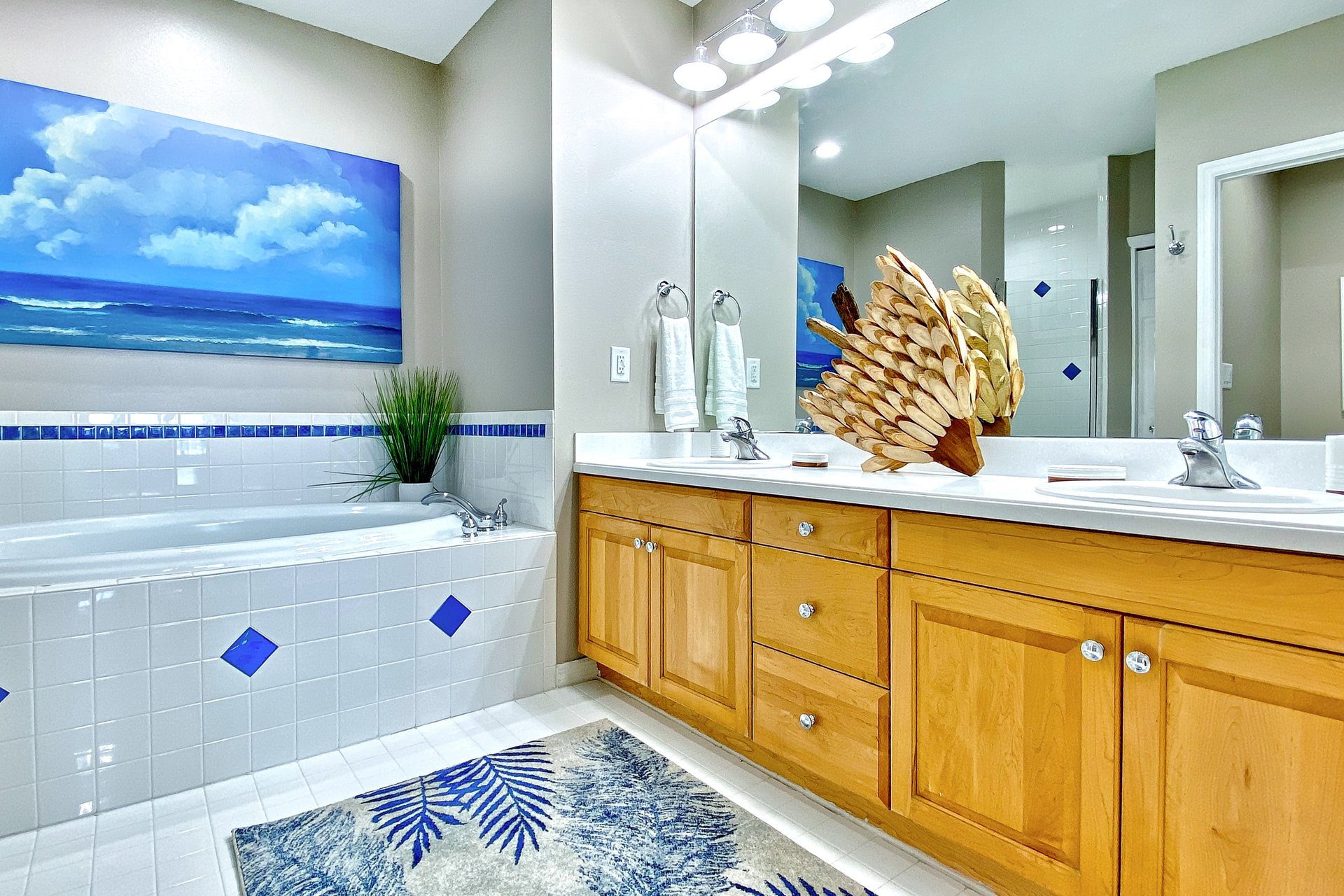 Harborview Grande 404 16