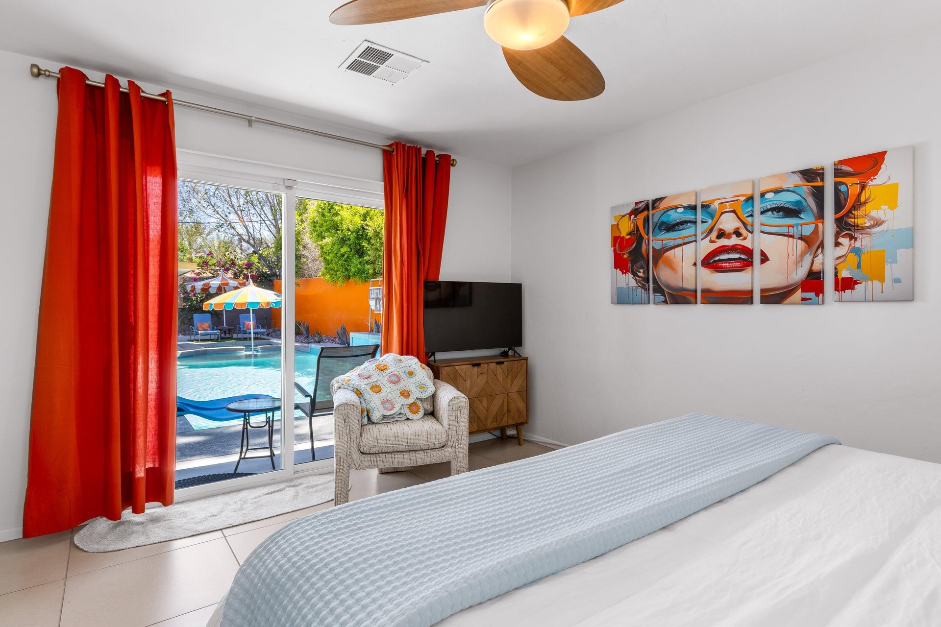 Guest bedroom