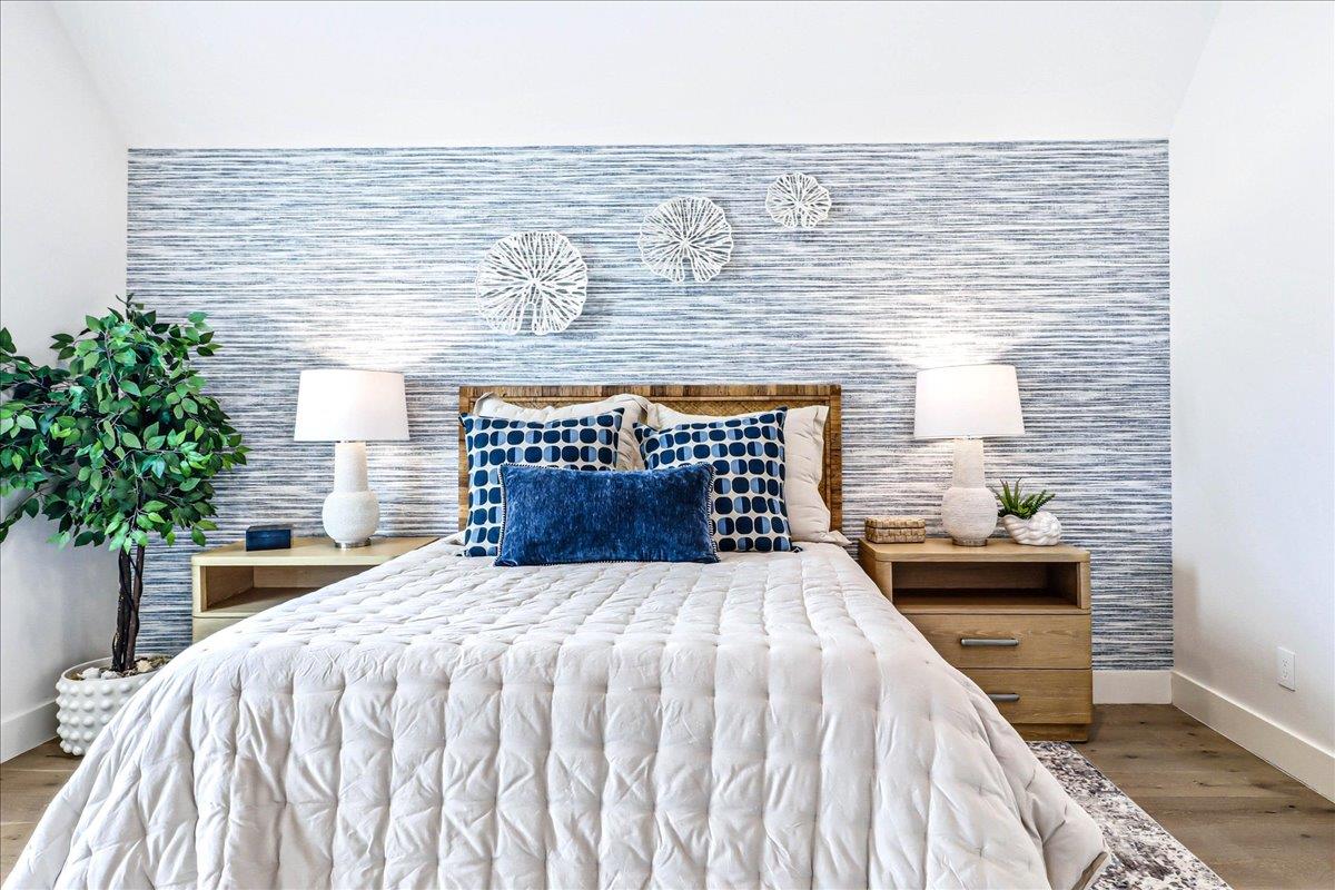 Queen Bedroom, 3rd Floor