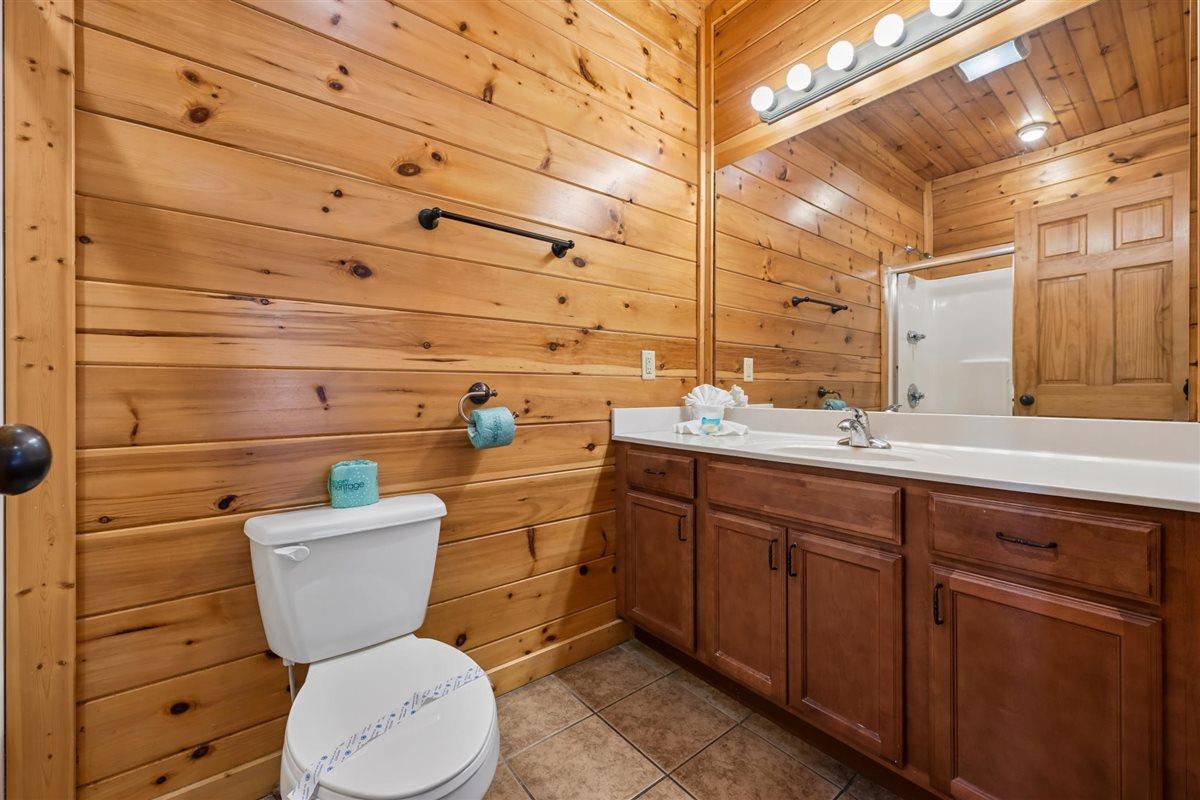 21Primary Bath