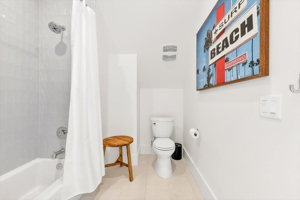 KingTwin Ensuite, 3rd Floor