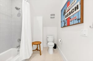 KingTwin Ensuite, 3rd Floor