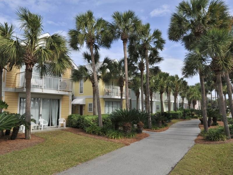 Nantucket Rainbow Cottages 15A 13