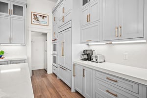 1st Floor, Kitchen