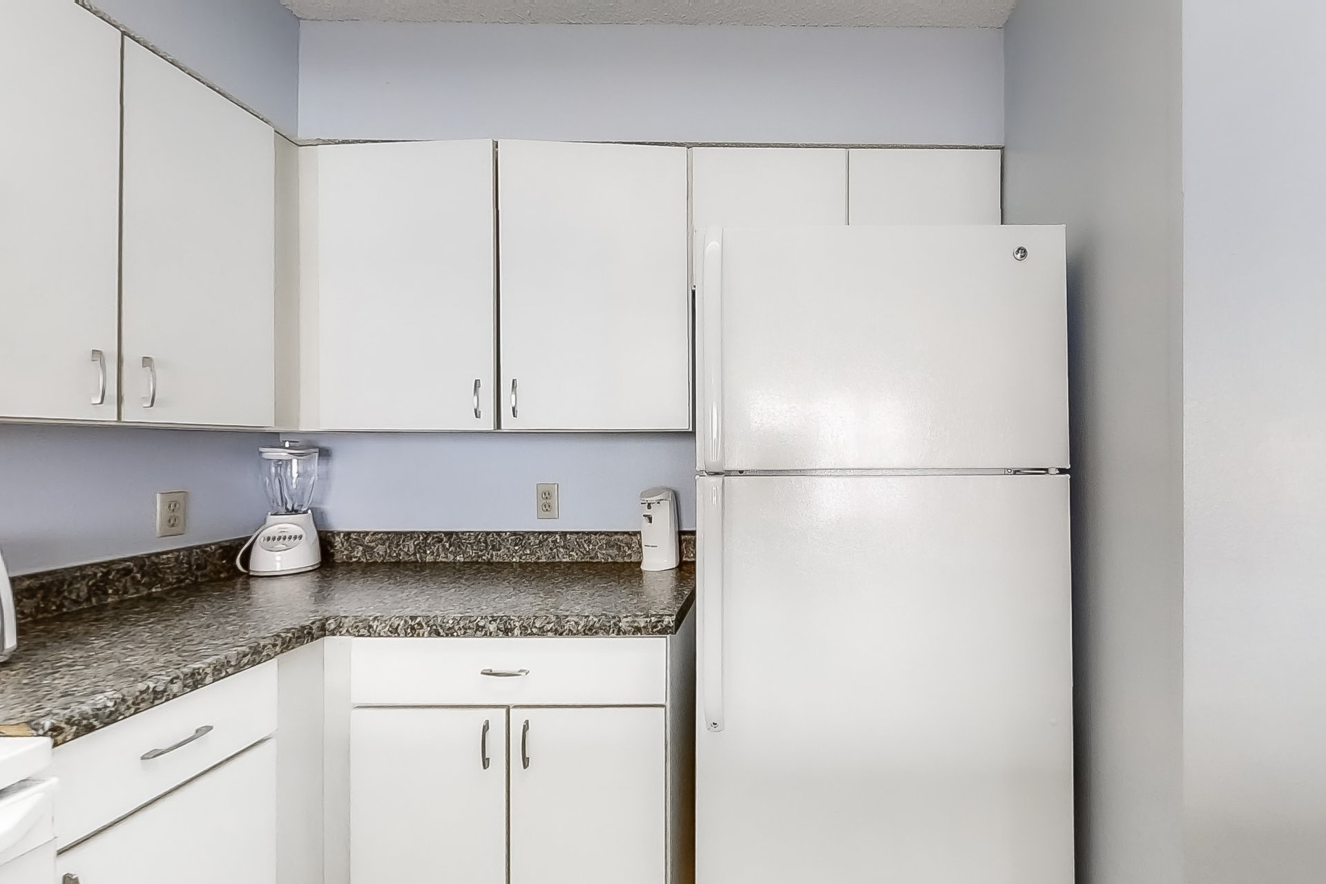 Pelican Beach Resort 210 7