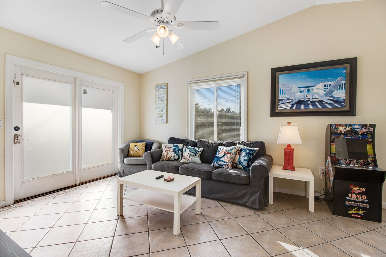 Turquoise Paradise West 1