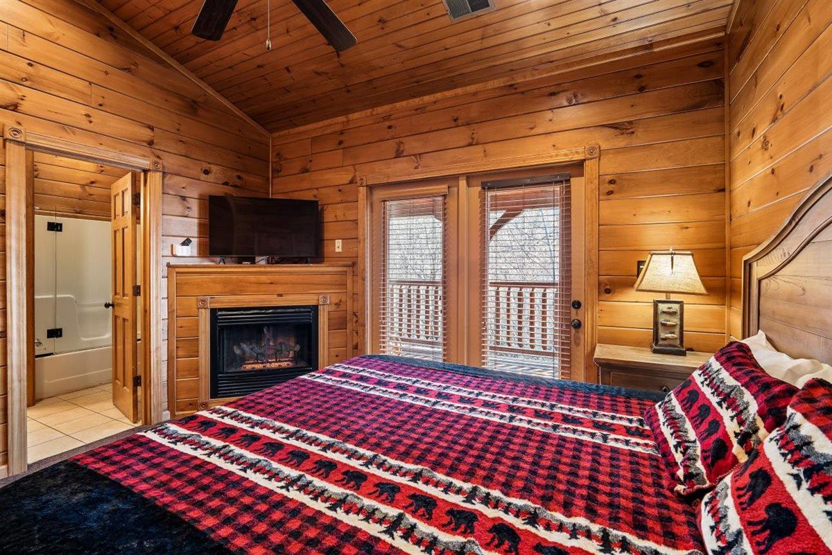 Upstairs King Room
