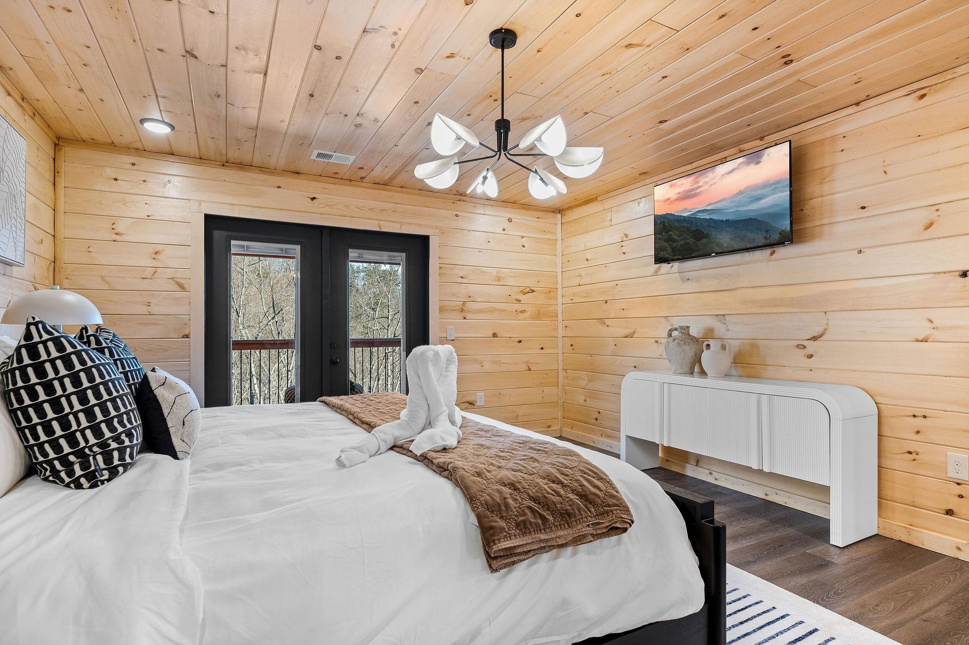 king bed
