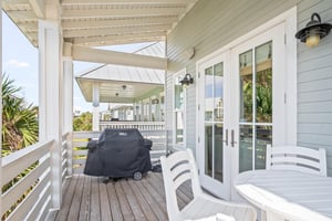 2nd Floor Balcony with Grill