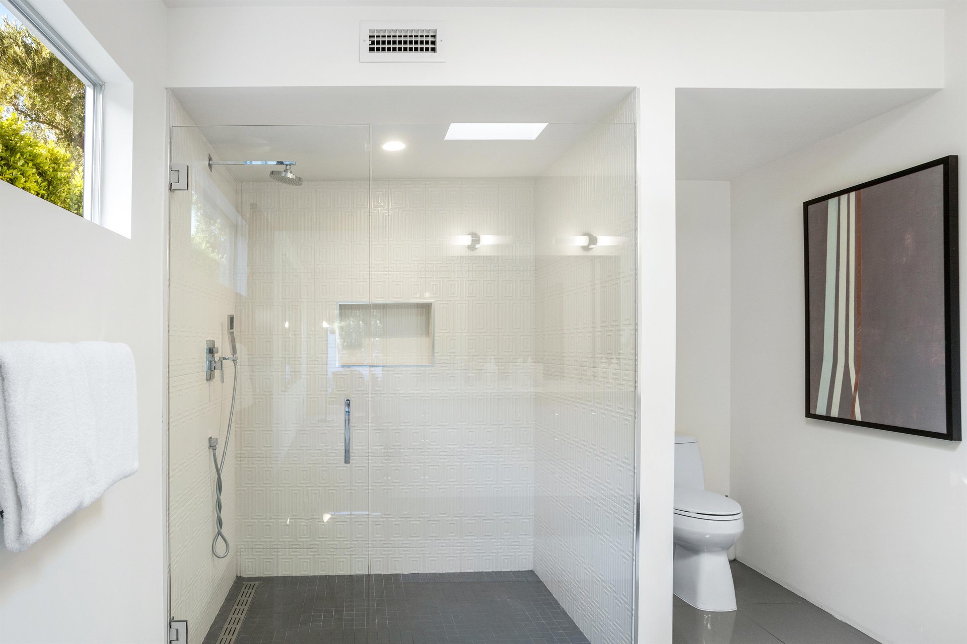 Spacious walk in shower in ensuite bath