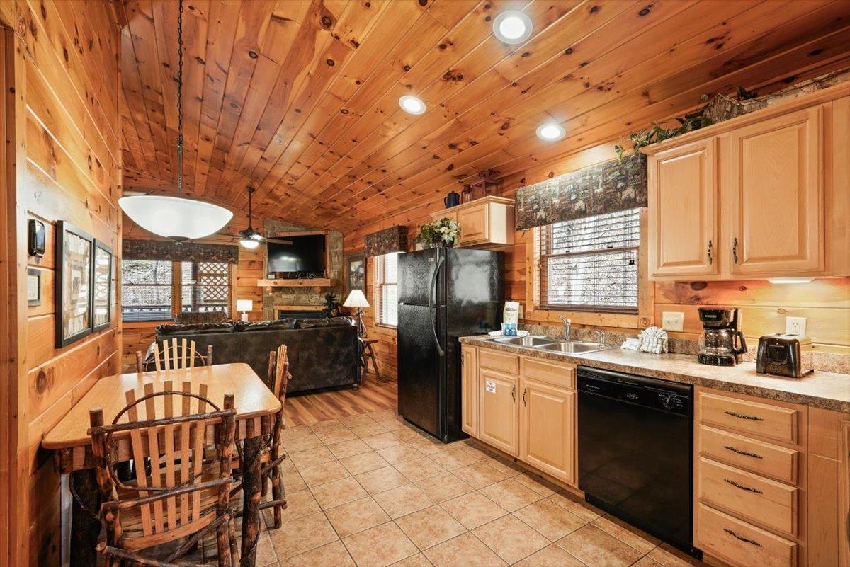 18Kitchen
