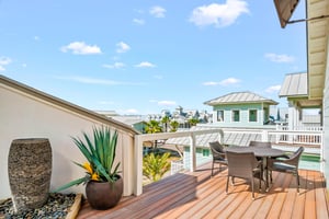 Front Balcony Dinette, 3rd Floor