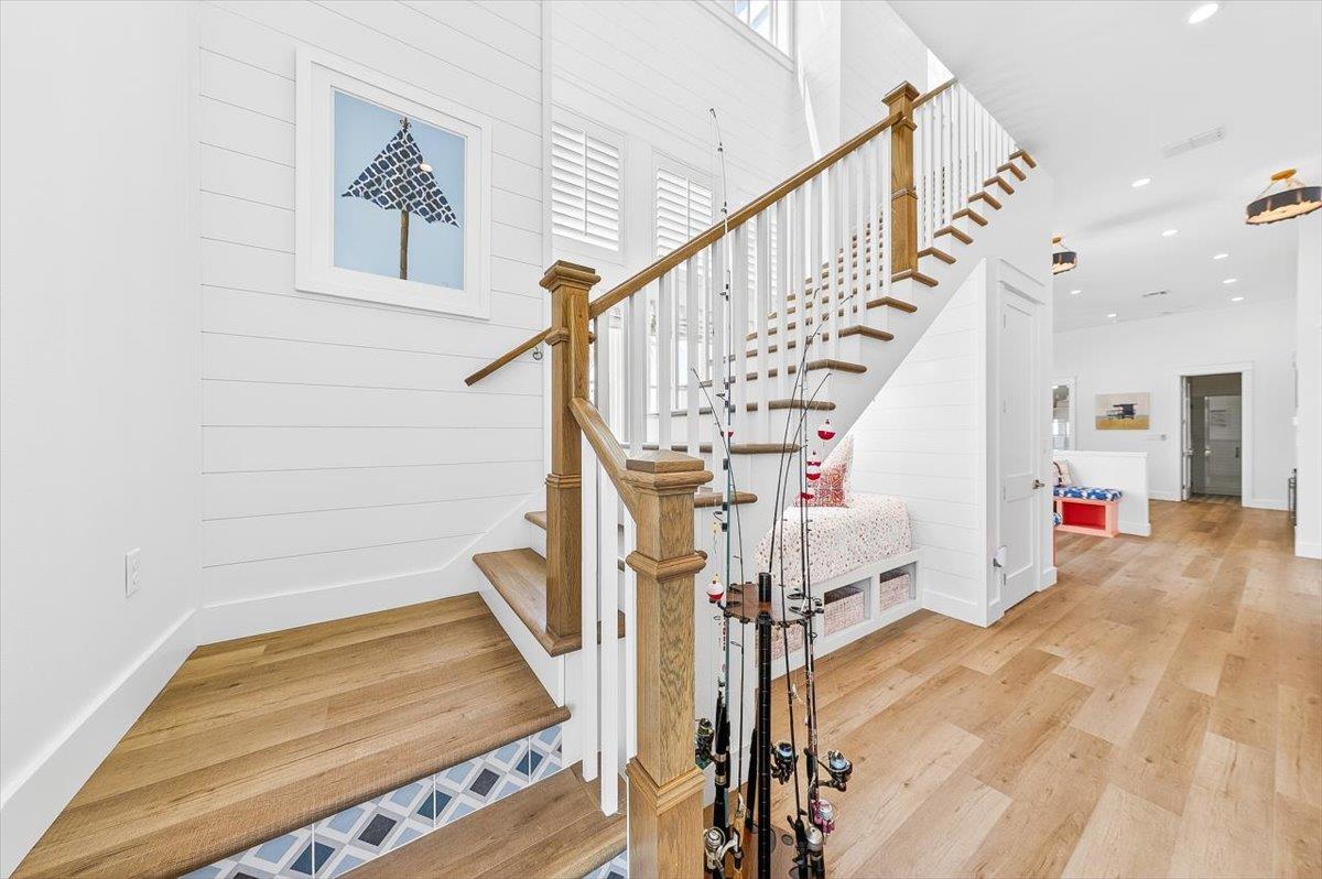 1st Floor, Staircase