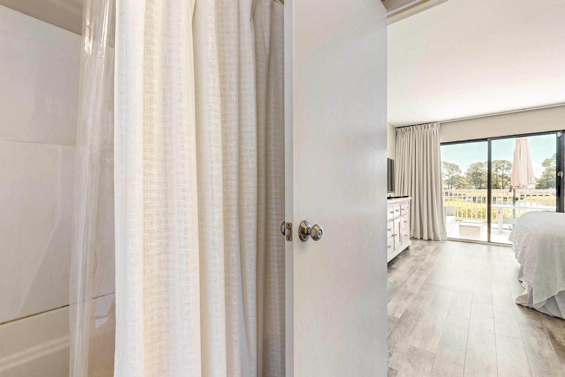 Harbour Point 900 17