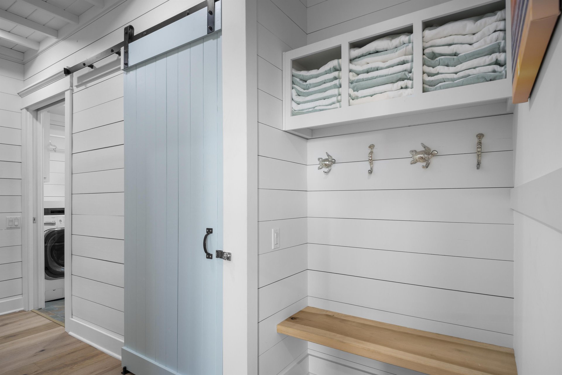 Storage Nook, 1st Floor