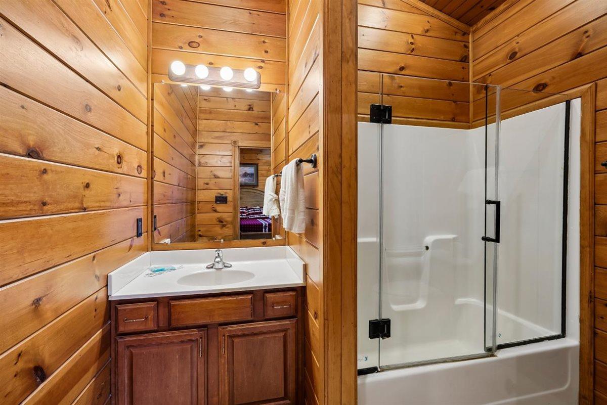 Upstairs Bathroom