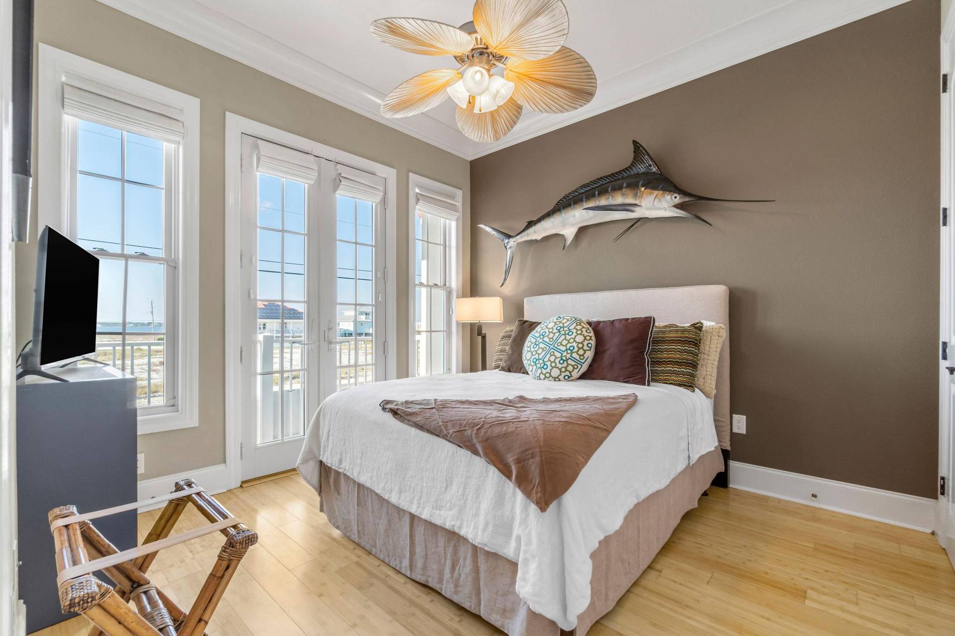 2nd Floor Guest Bedroom Queen