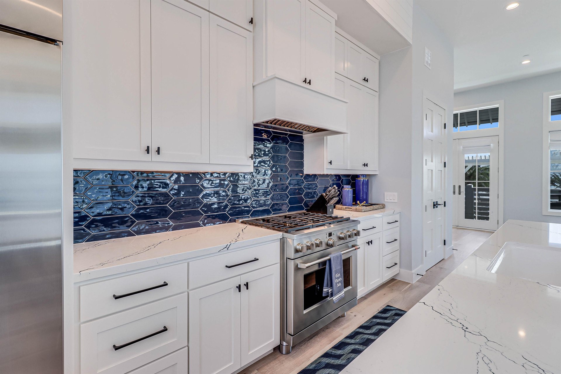 Kitchen, 2nd Floor