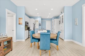 1st Floor, Dining Area