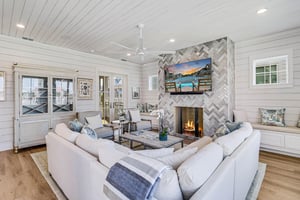 Main Living Area, 2nd Floor