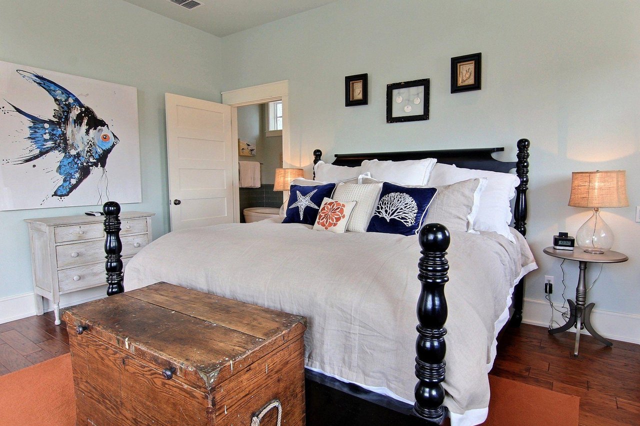 Primary King Bedroom, 2nd Floor