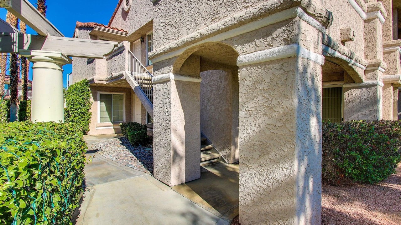 Width1280